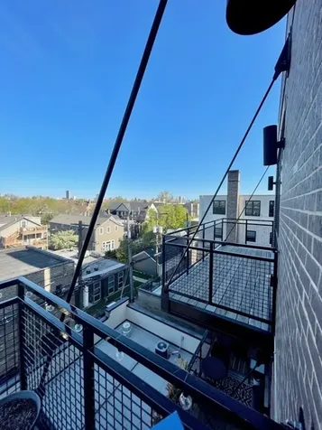 4555 North Ravenswood Avenue Chicago IL 60640