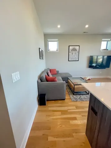4555 North Ravenswood Avenue Chicago IL 60640