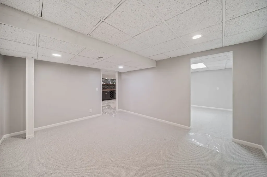 11S475 Walter Lane Naperville IL 60564