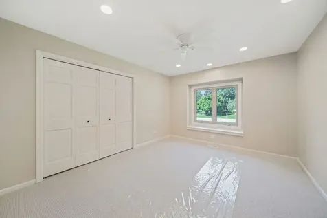 11S475 Walter Lane Naperville IL 60564