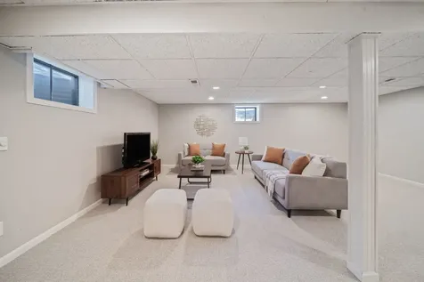 11S475 Walter Lane Naperville IL 60564