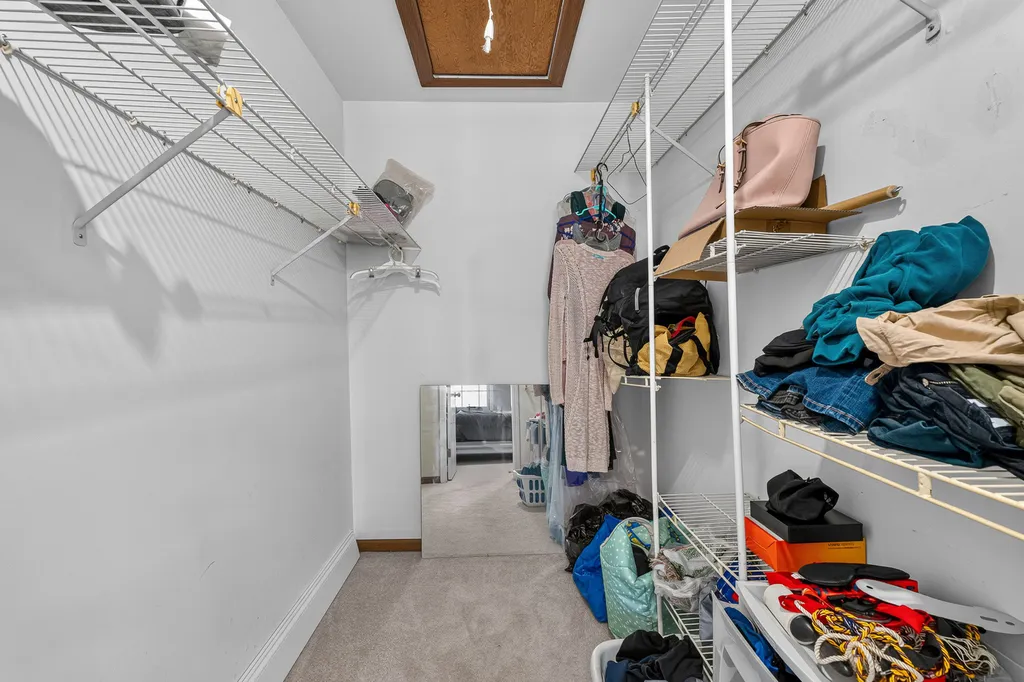 2s761 Grove Lane Warrenville IL 60555