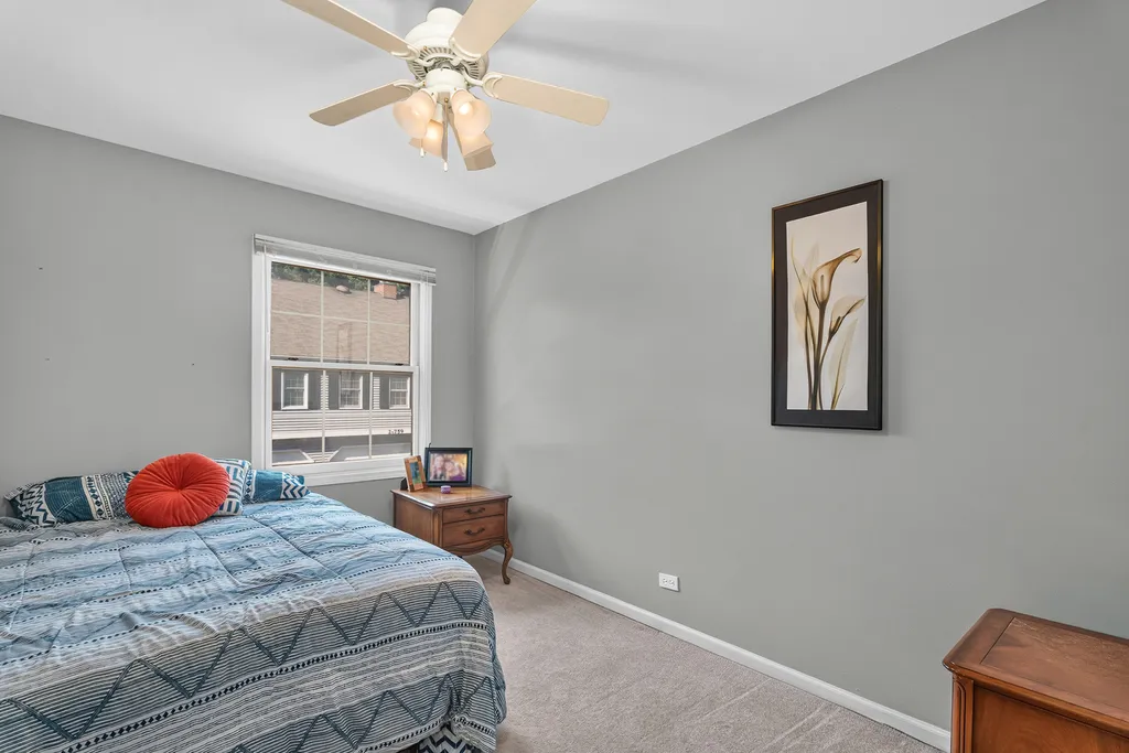 2s761 Grove Lane Warrenville IL 60555
