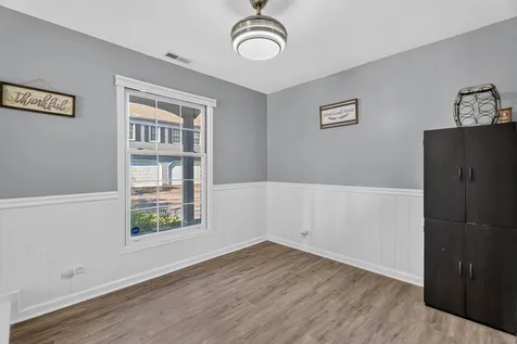 2s761 Grove Lane Warrenville IL 60555