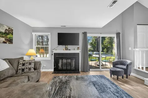 2s761 Grove Lane Warrenville IL 60555
