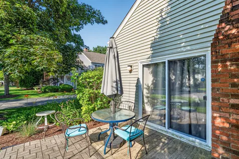 2s761 Grove Lane Warrenville IL 60555