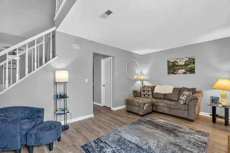 2s761 Grove Lane Warrenville IL 60555