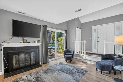 2s761 Grove Lane Warrenville IL 60555