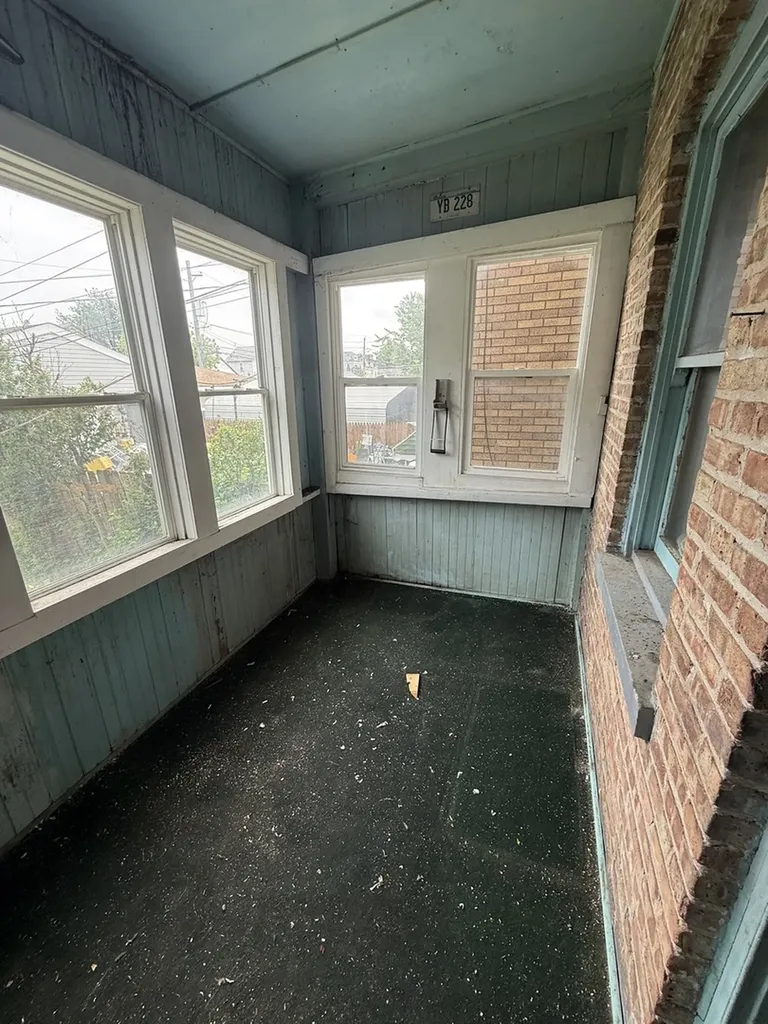 4027 South Maplewood Avenue Chicago IL 60632
