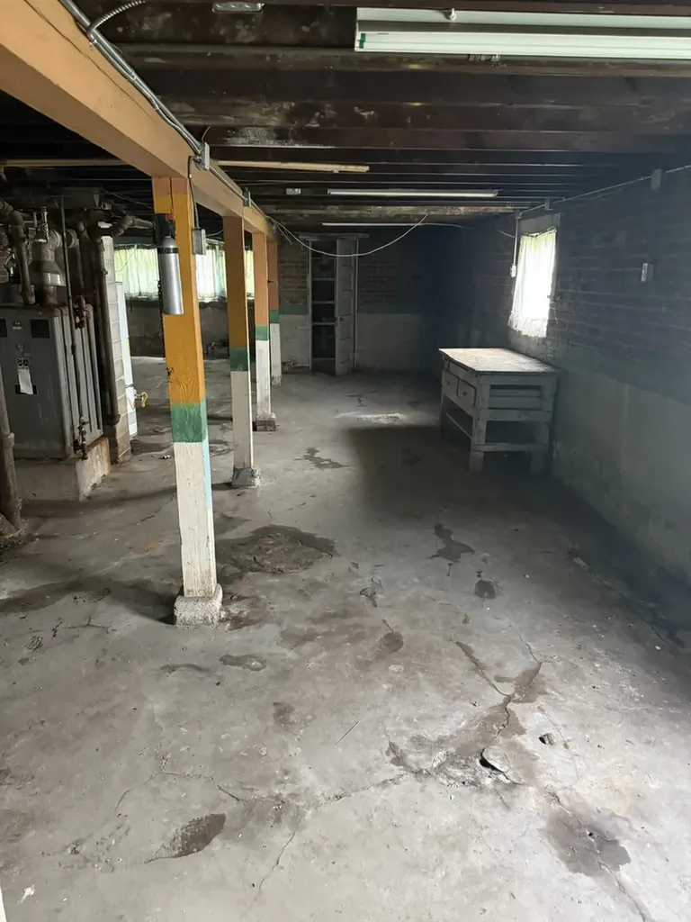 4027 South Maplewood Avenue Chicago IL 60632