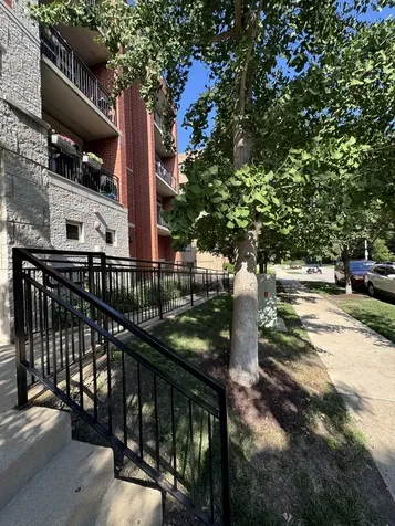 1670 Mill Street Des Plaines IL 60016