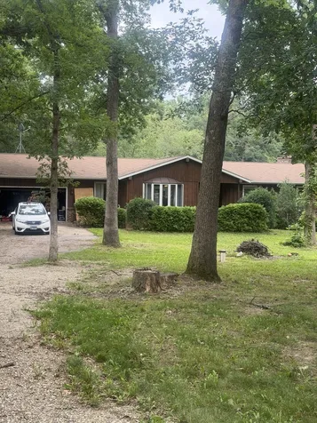 2812 Woodcliff Drive Marengo IL 60152