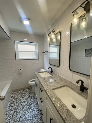 6114 West Leland Avenue Chicago IL 60630