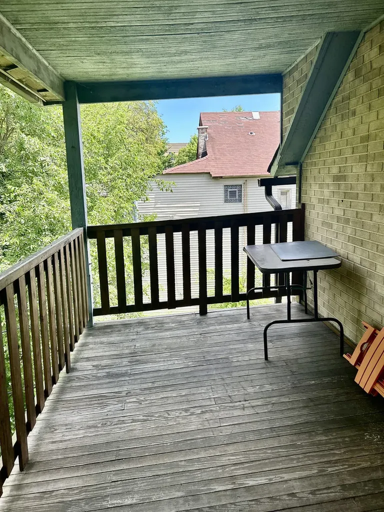2848 East 79th Street Chicago IL 60649