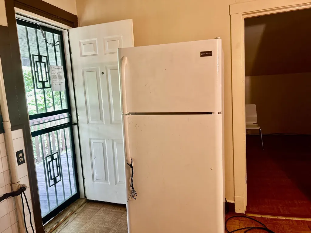 2848 East 79th Street Chicago IL 60649