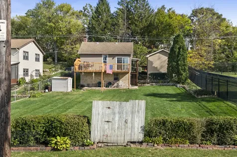 642 Wellington Avenue Elgin IL 60120