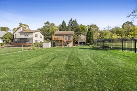 642 Wellington Avenue Elgin IL 60120