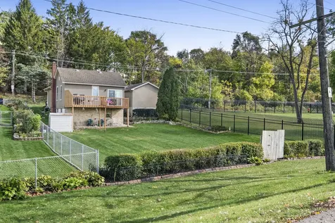642 Wellington Avenue Elgin IL 60120