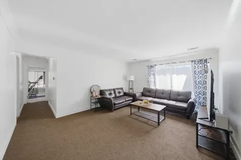 831 East Carriage Lane Palatine IL 60074
