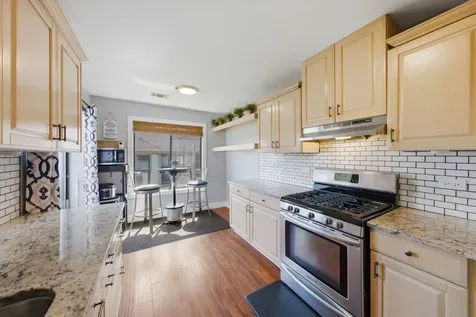831 East Carriage Lane Palatine IL 60074