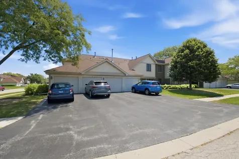 831 East Carriage Lane Palatine IL 60074
