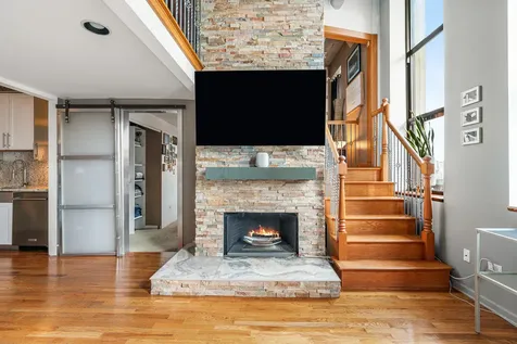 758 North Larrabee Street Chicago IL 60654