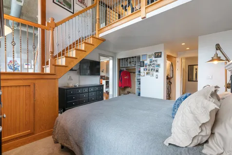 758 North Larrabee Street Chicago IL 60654