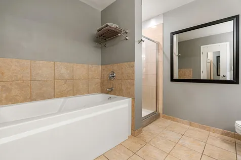 758 North Larrabee Street Chicago IL 60654