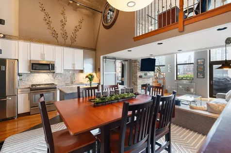 758 North Larrabee Street Chicago IL 60654
