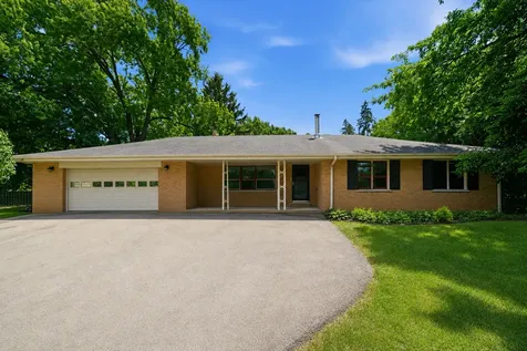 2215 Palatine Road Inverness IL 60067