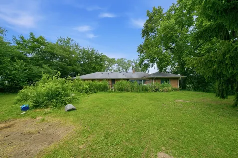 2215 Palatine Road Inverness IL 60067