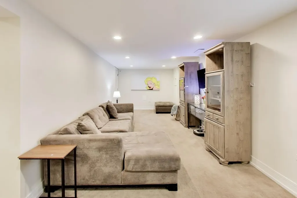 3749 North Nora Avenue Chicago IL 60634