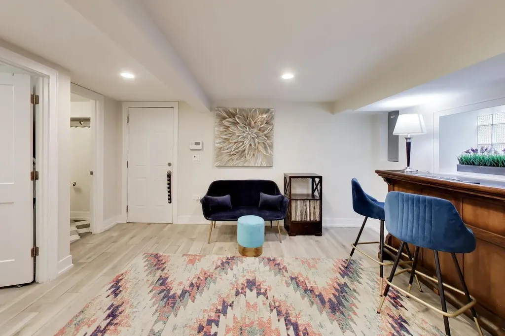 3749 North Nora Avenue Chicago IL 60634