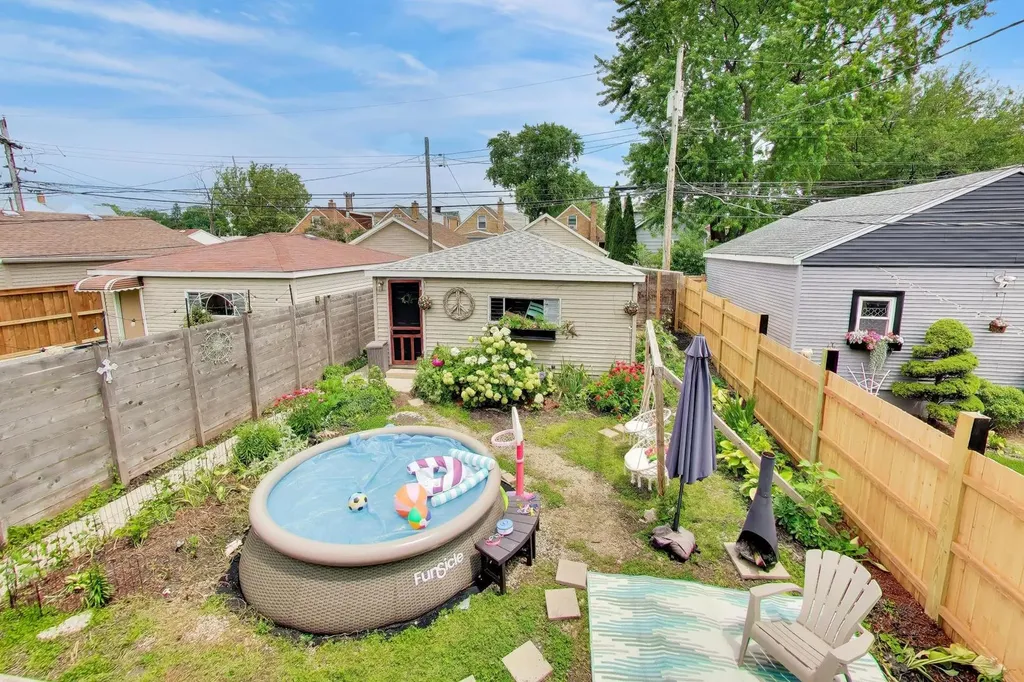 3749 North Nora Avenue Chicago IL 60634