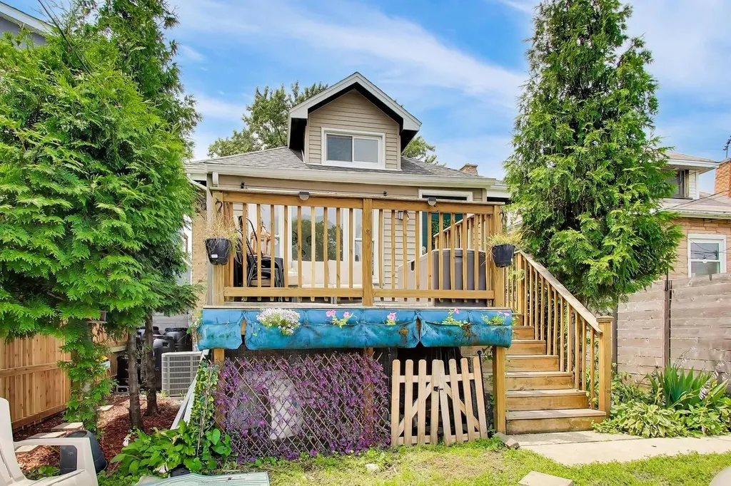 3749 North Nora Avenue Chicago IL 60634