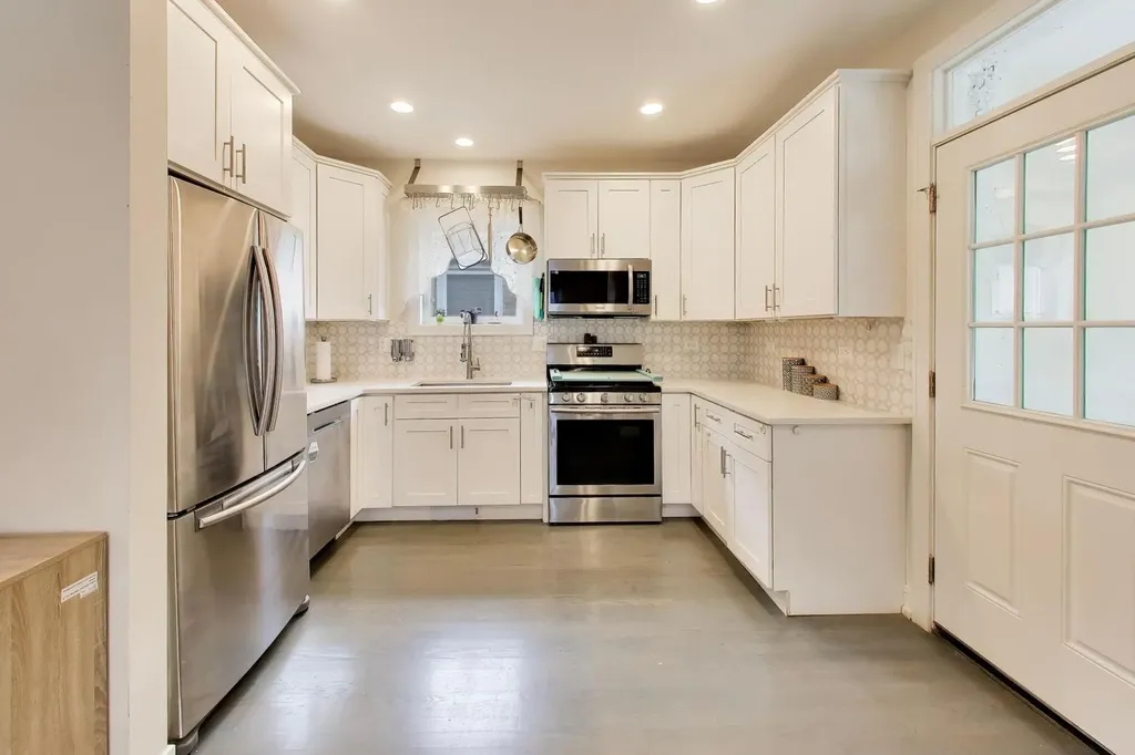 3749 North Nora Avenue Chicago IL 60634
