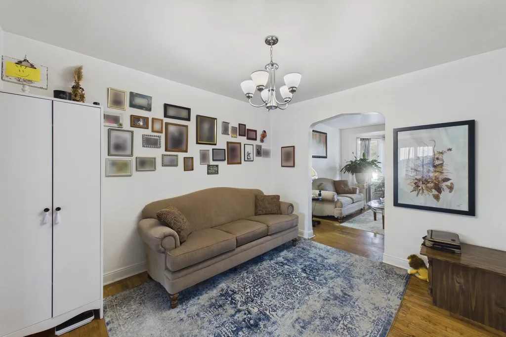 10718 South Trumbull Avenue Chicago IL 60655