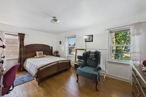 10718 South Trumbull Avenue Chicago IL 60655