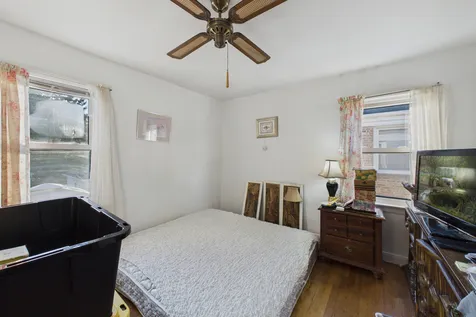 10718 South Trumbull Avenue Chicago IL 60655
