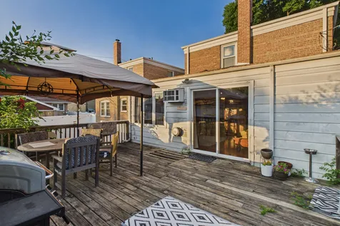 10718 South Trumbull Avenue Chicago IL 60655
