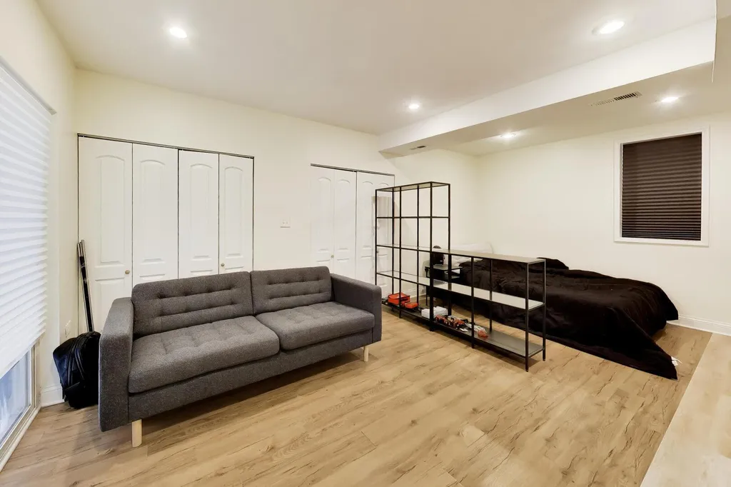 3450 West Diversey Avenue Chicago IL 60647