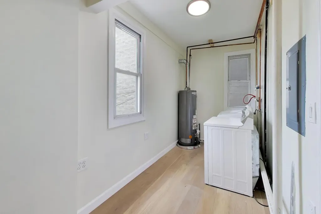 3450 West Diversey Avenue Chicago IL 60647
