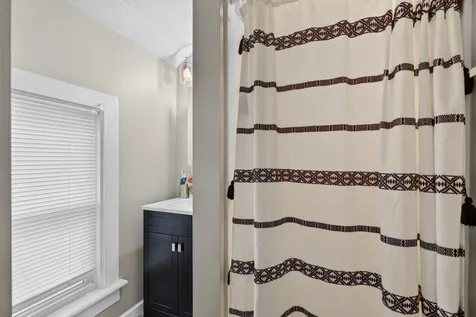 702 Pearl Street Ottawa IL 61350