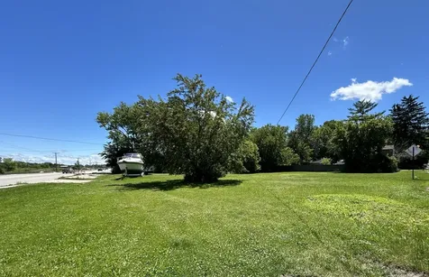 37570 North Us Highway 12 Highway Spring Grove IL 60081