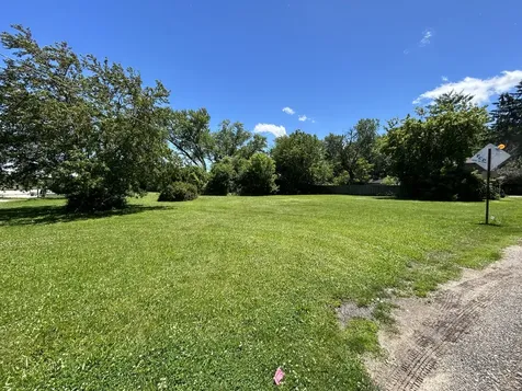 37570 North Us Highway 12 Highway Spring Grove IL 60081