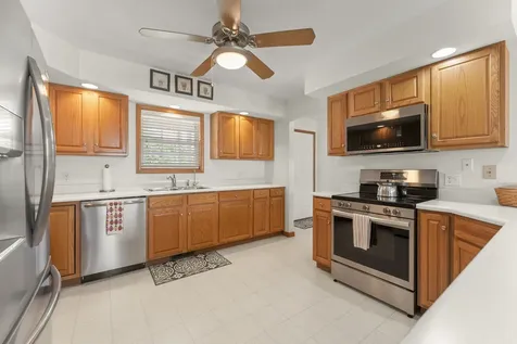 2001 Juniper Drive Mahomet IL 61853