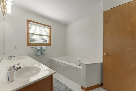 2001 Juniper Drive Mahomet IL 61853