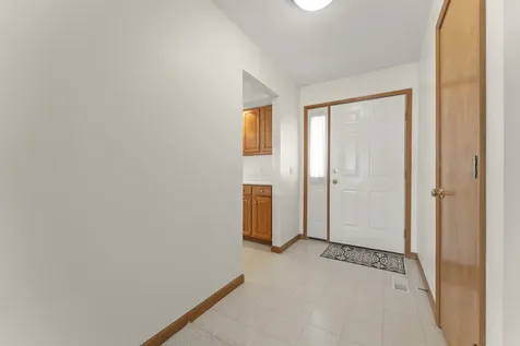 2001 Juniper Drive Mahomet IL 61853