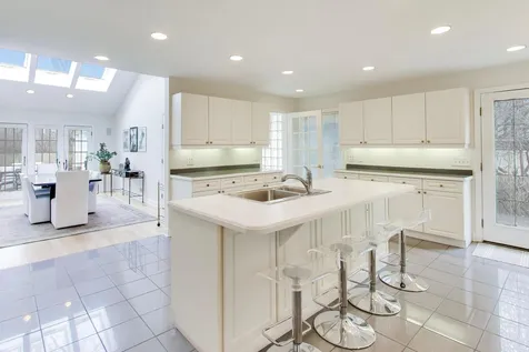 180 Westview Road Winnetka IL 60093