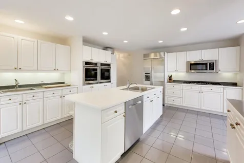 180 Westview Road Winnetka IL 60093